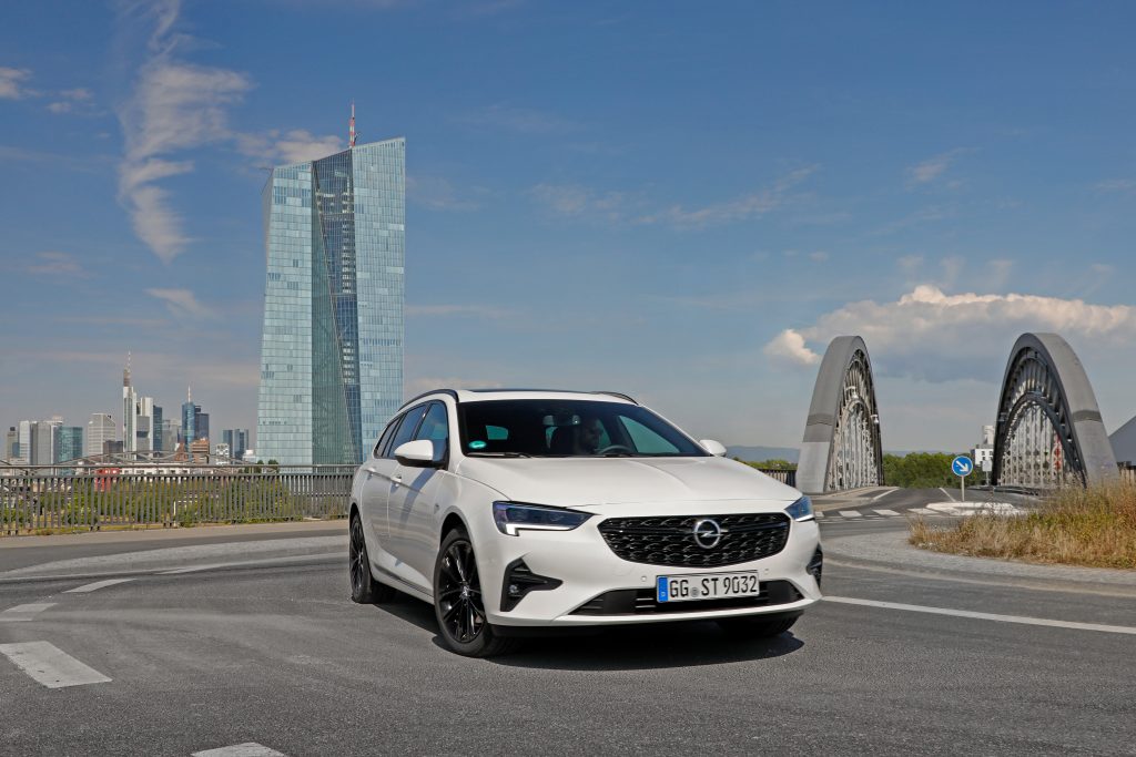 Opel Insignia – opis modelu